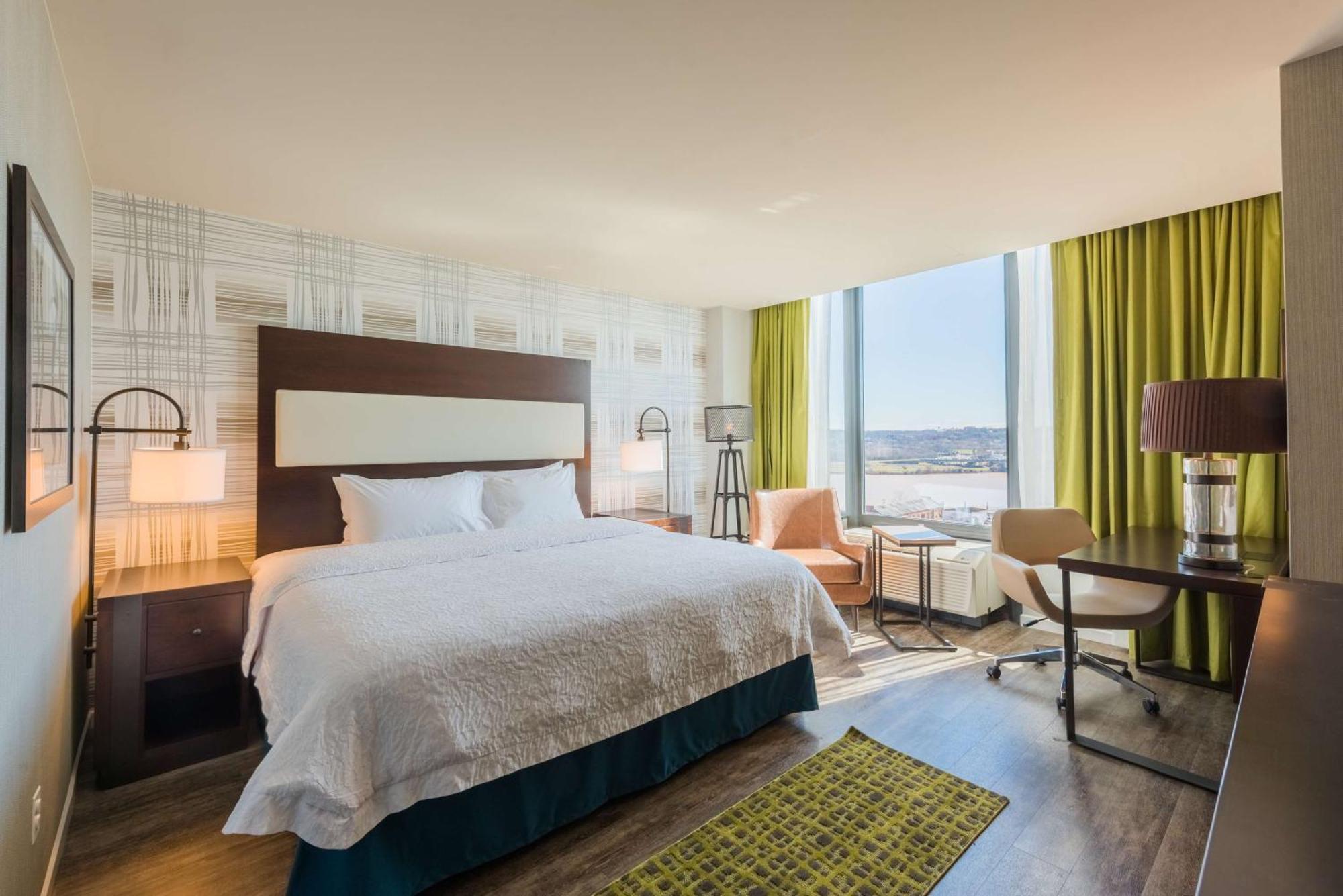 King Room with Stadium View